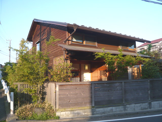 http://www.lakuju.jp/products/works/model-house/100425015.jpg